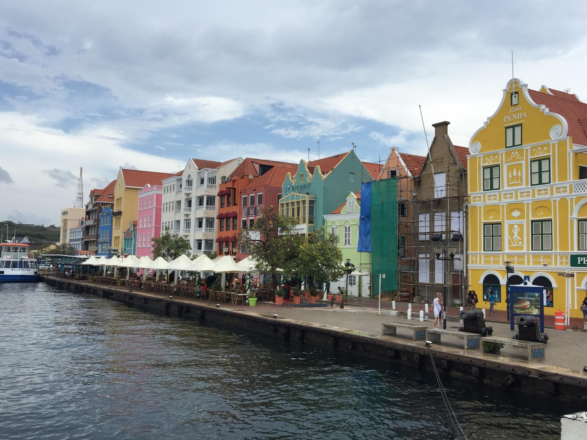 Around Curacao Tours