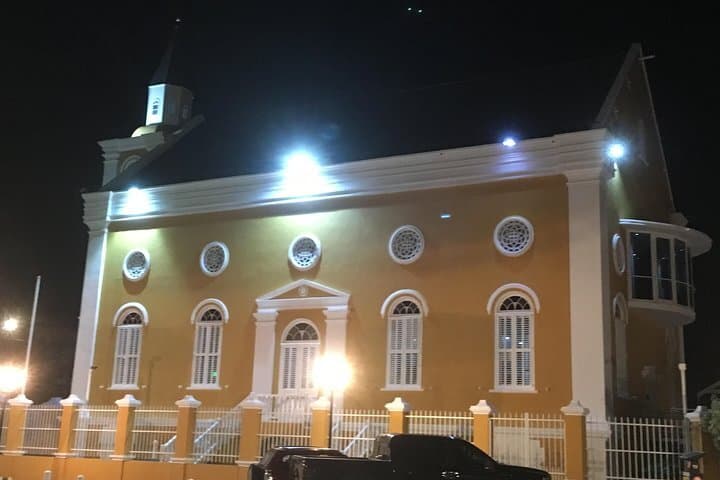 Costumizable Private Curacao Jewish Heritage Tour Experience