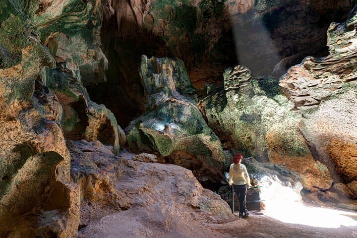 Private Shore Tour of Hato Cave