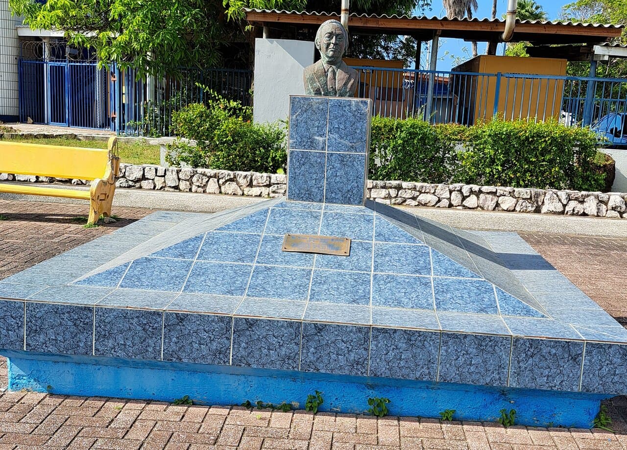 Statue Ciro Domenico Kroon