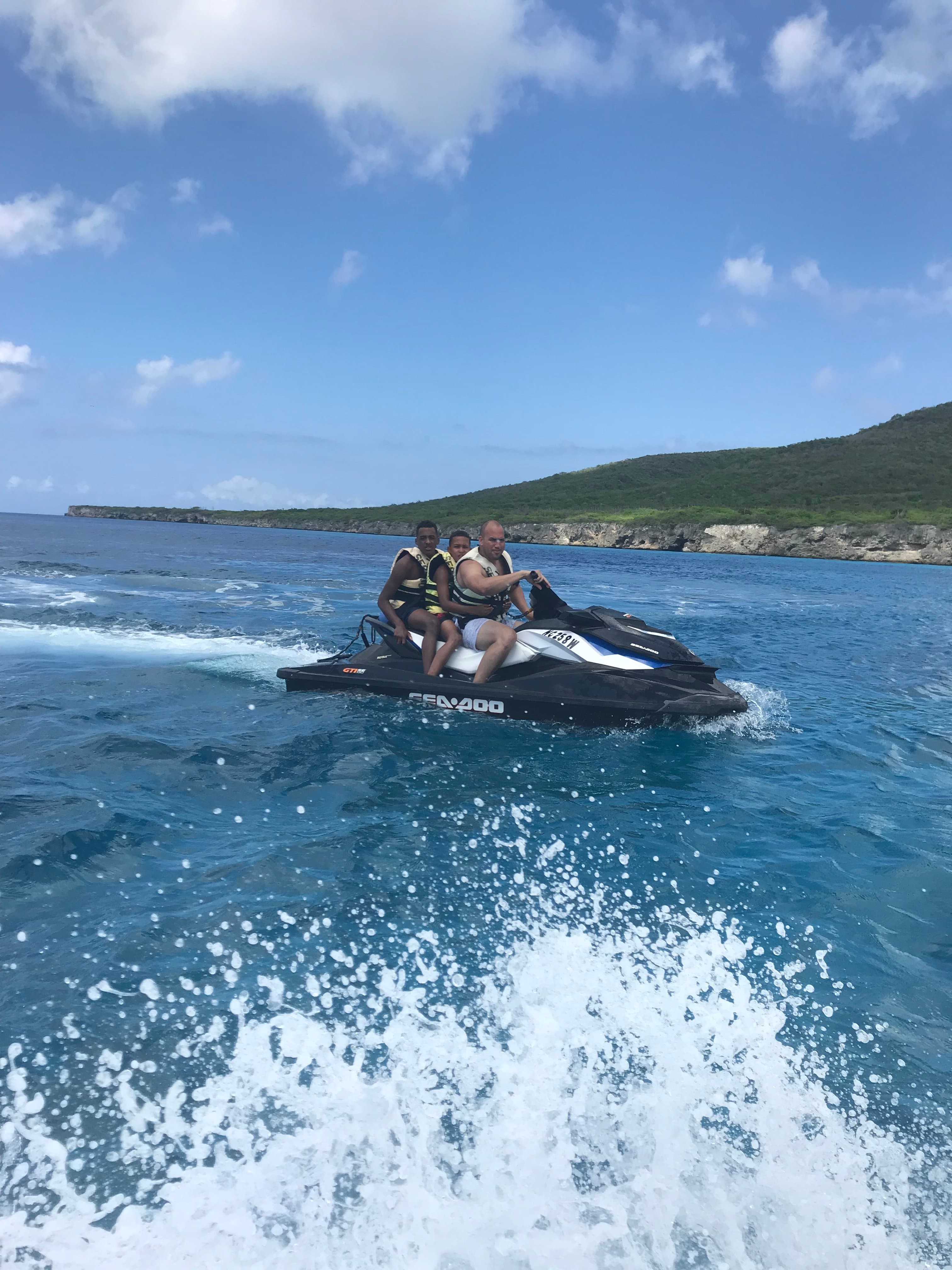 Tourrific Curacao