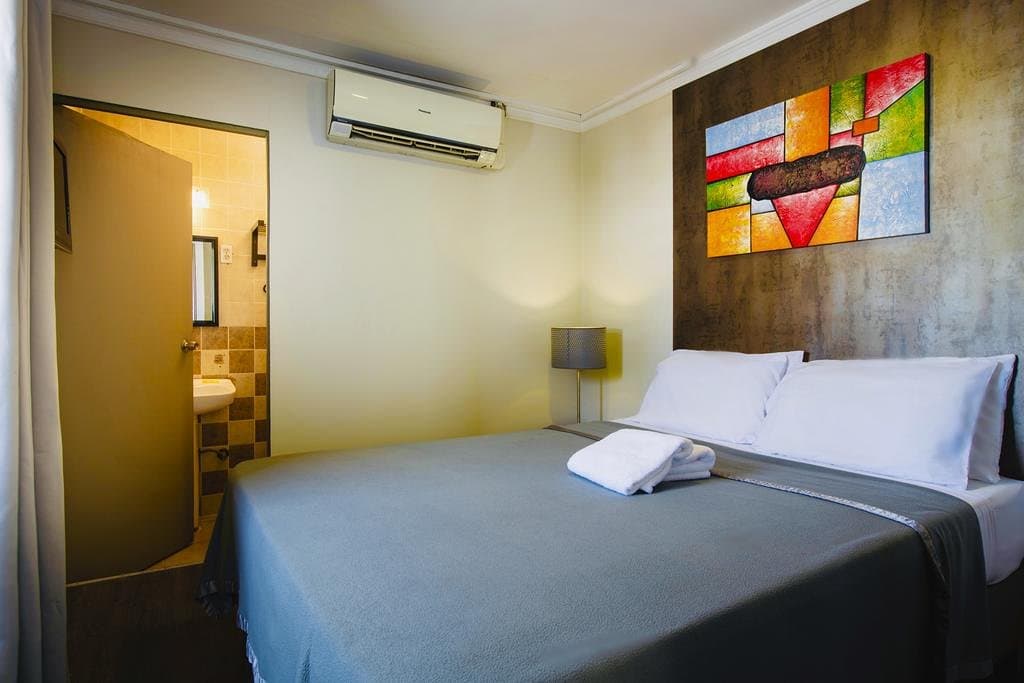Admiral Hotel