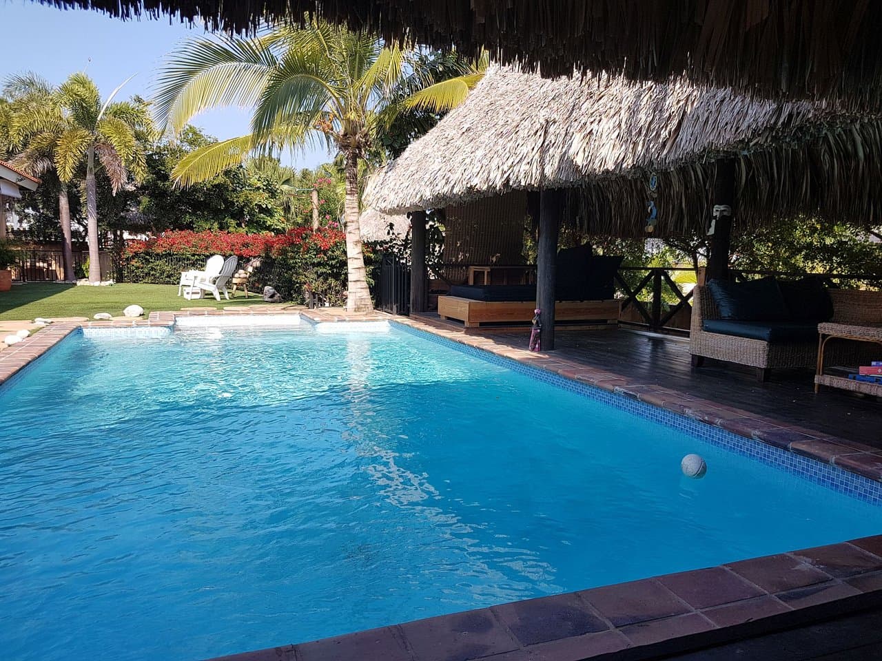 Hibiscus Beach House 2