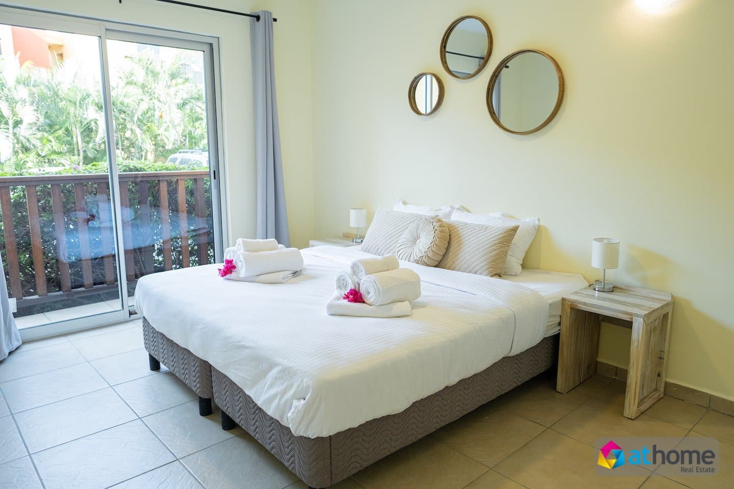 Luxe Gemeubileerd Appartement op Resort met Zwembad Jan Thiel photo 6