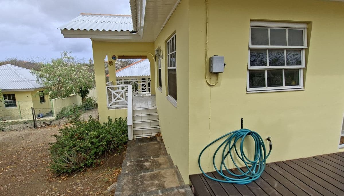Vrijstaande Huurwoning Seru Lora photo 7