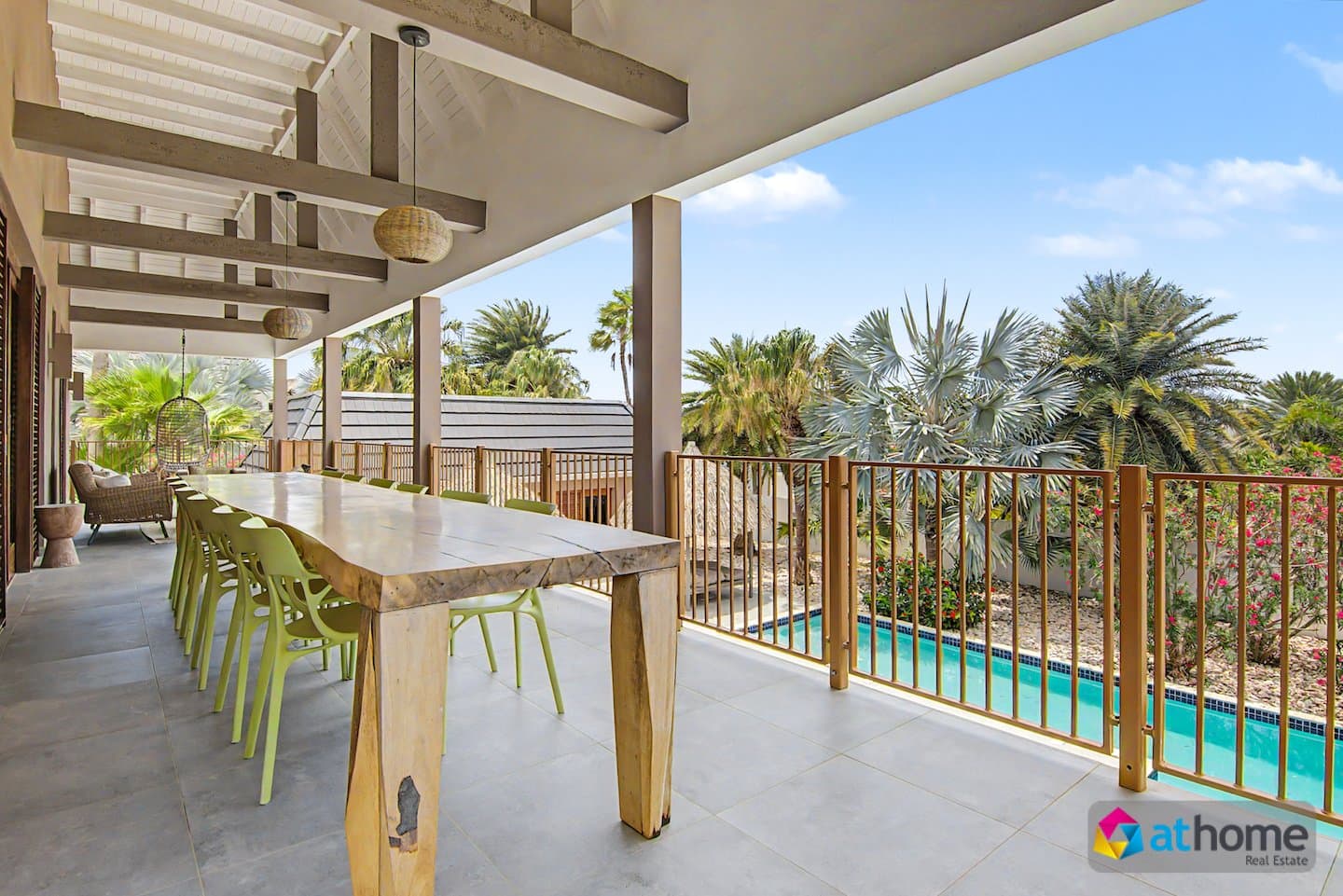 Exclusieve Villa met Appartementen en Zwembad te Vista Royal photo 8